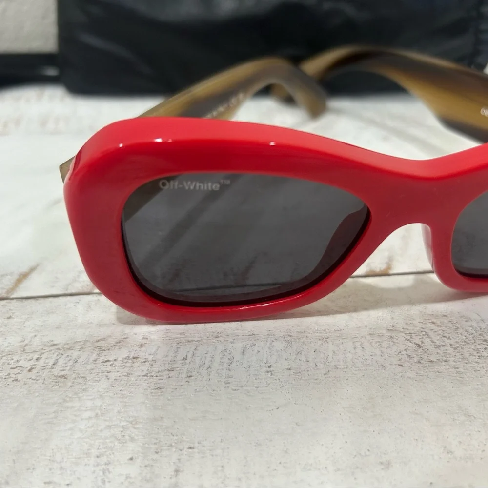 Off-White Red Frame Sunglasses with Dark Lenses
